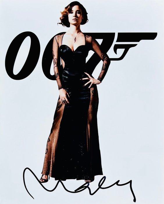 James Bond 007: Skyfall - Berenice Marlohe, signed with COA