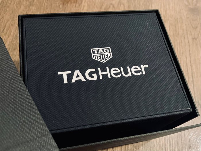 TAG Heuer - Aquaracer 300M - CAY111BBA0927 - Mænd - 2010-2020