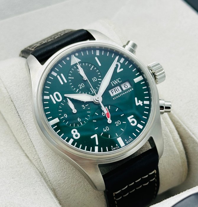 IWC - Pilot Chronograph “Green Dial” - IW388103 - Mænd - 2020+