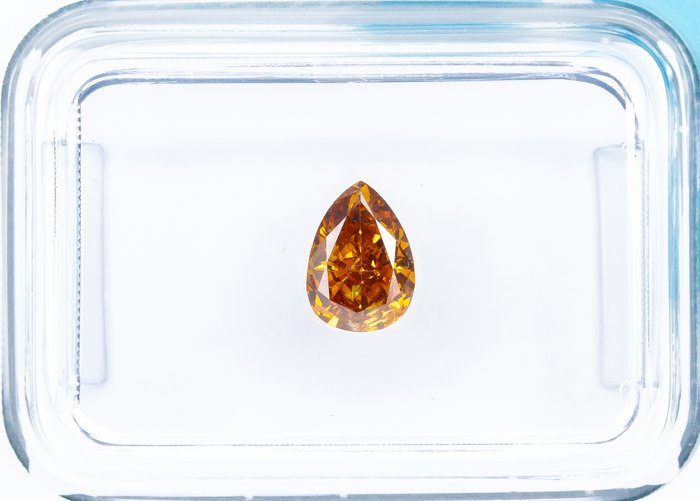 Ingen mindstepris - 1 pcs Diamant  (Naturfarvet)  - 0.62 ct - Pære - Fancy deep Gul Orange - SI2 - International Gemological Institute (IGI)