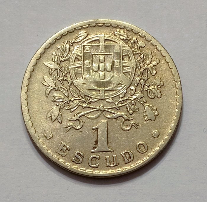 Portugal. Republic. 1 Escudo - 1927 a 1944 - 7 Moedas escassas - Alpaca  (Ingen mindstepris)