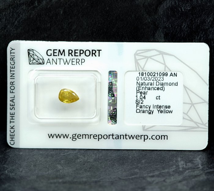 1 pcs Diamant  (Farvebehandlet)  - 1.04 ct - Pære - SI2 - Gem Report Antwerp (GRA)