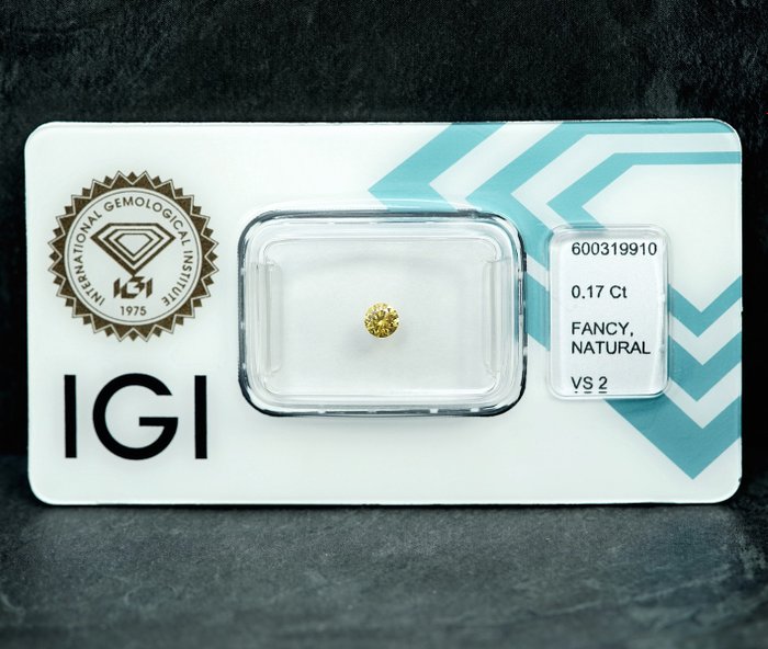 Ingen mindstepris - 1 pcs Diamant  (Naturfarvet)  - 0.17 ct - Fancy intense Gul - VS2 - International Gemological Institute (IGI)