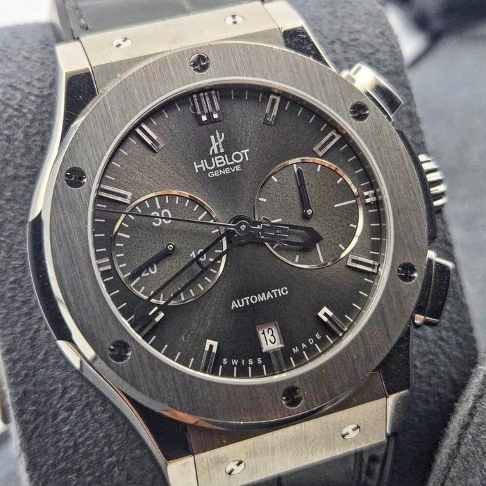 Hublot - Classic Fusion Chronograph Vendome Collection - 521.NX.7070.LR - Mænd - 2011-nu