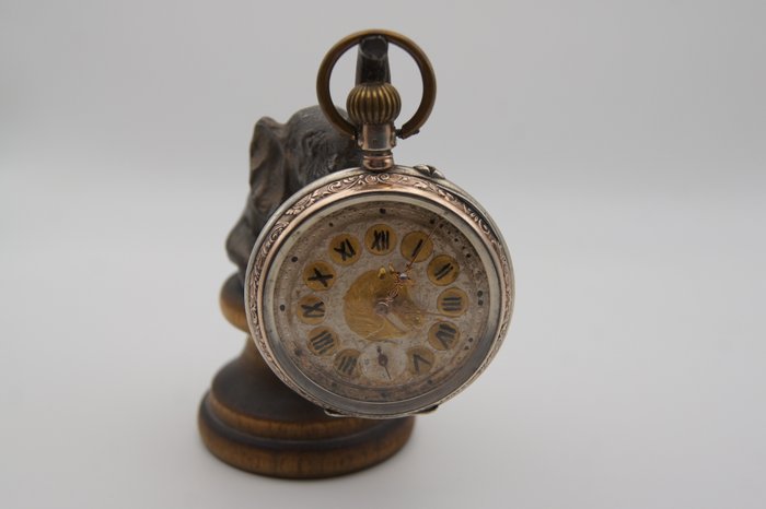 Remontoir - Pocket Watch - 1901-1949