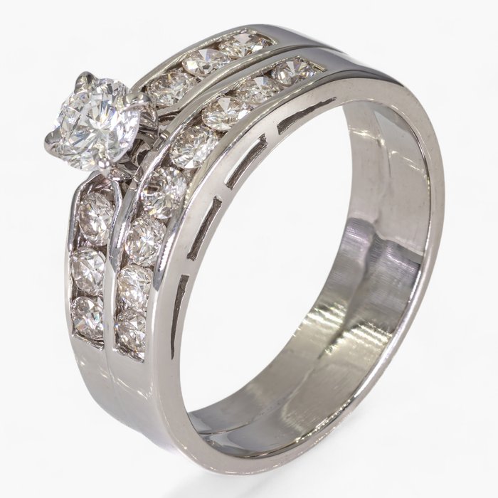 Ingen mindstepris - Ring - 14 karat Hvidguld 095 ct diamanter - IGI certificeret Diamant (Natur) - Diamant