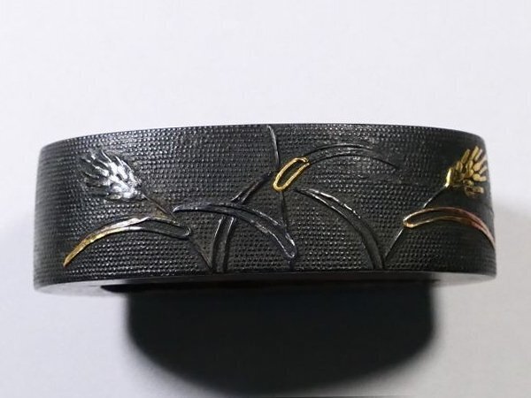 Gå til stil Fuchi-Kashira - Edo-perioden (1600-1868)