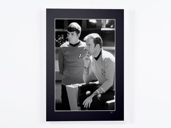 Star Trek - William Shatner  Leonard Nimoy - Fine Art Photography - Luxury Wooden Framed 70X50 cm - Limited Edition Nr 01 of 30 - Serial ID 16886 - Original Certificate (COA), Hologram Logo Editor and QR Code - 100% New items.