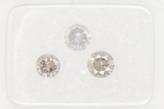 Ingen mindstepris - 3 pcs Diamant  (Natur)  - 0.77 ct - Rund - I1, I2, I3 - Gem Report Antwerp (GRA) - INGEN RESERVEPRIS