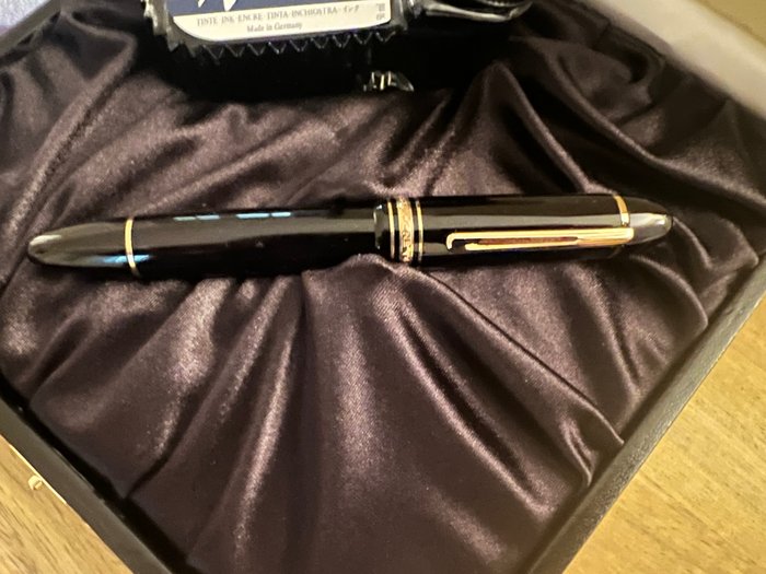 Montblanc - Montblanc Meisterstuck 149 18k gold nib fountain pen with ink and box - Fyldepen