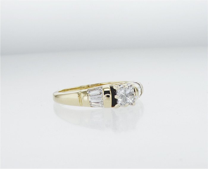 Ring - 14 karat Gulguld -  0.80ct. tw. Diamant (Natur)  - zm