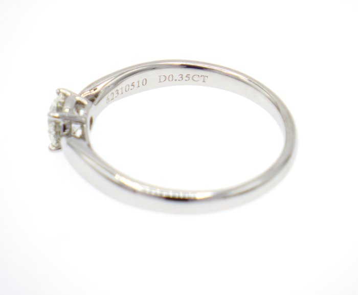 Ingen mindstepris - Tiffany  Co. - Ring - Tiffany Harmony Round Brilliant Engagement Ring Platin