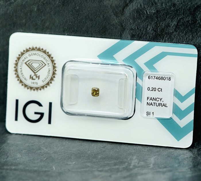 1 pcs Diamant  (Naturfarvet)  - 0.20 ct - Fancy intense Gul - SI1 - International Gemological Institute (IGI)