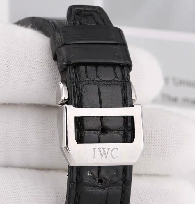 IWC - Big Pilot - IW500401 - Unisex - 2011-nu