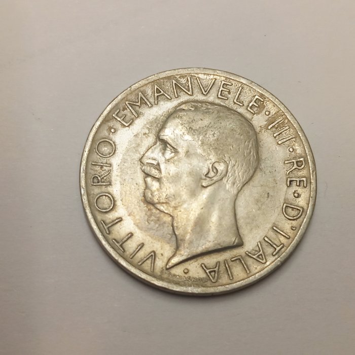 Italien 7 Silbermünzen (verschiedene) 1926 -1936