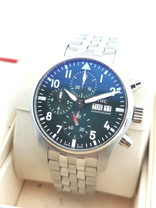 IWC - Pilot’s Watch Chronograph 41 Green - IW388104 - Mænd - 2022