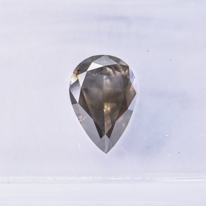 Ingen mindstepris - 1 pcs Diamant  (Naturfarvet)  - 1.04 ct - Pære - Fancy dark Brunlig Grå - SI2 - International Gemological Institute (IGI)