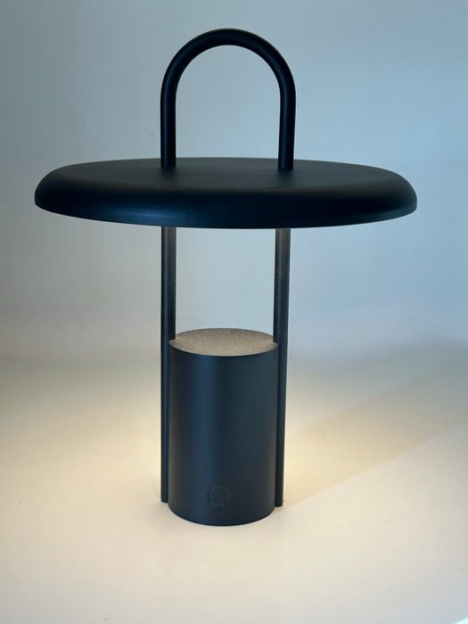 Stelton - Søren Refsgaard - Bordlampe - Mole - Belagt stål