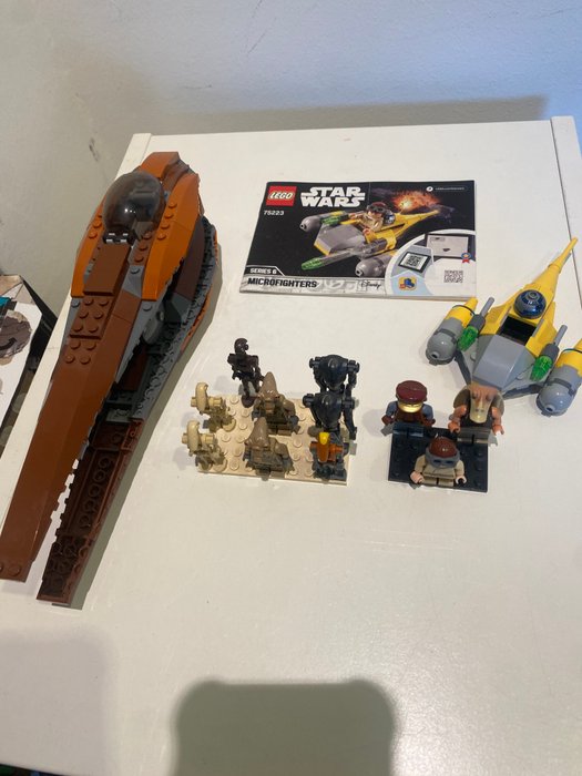 Lego - Star Wars - 7959+75223 - Geonosian Starfighter+ droid/Naboo minifiguren - Holland