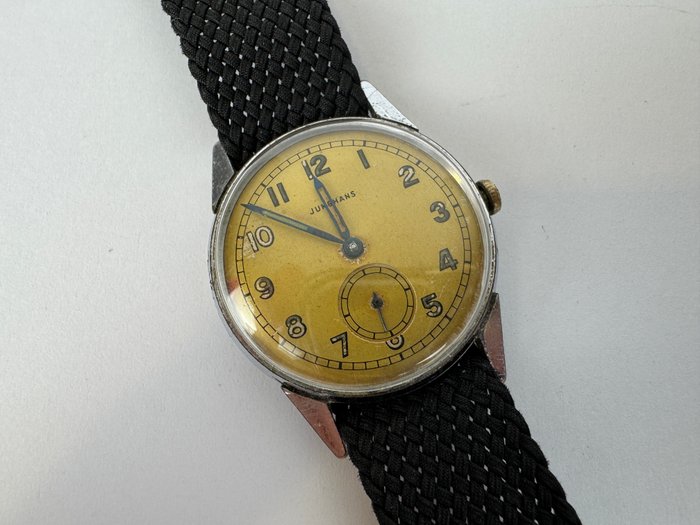 Junghans - Military Style - Ingen mindstepris - Mænd - 1901-1949