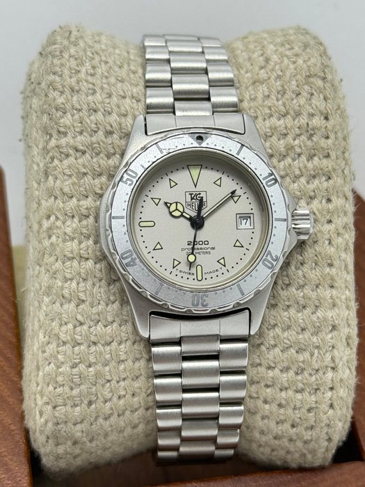 TAG Heuer - 2000 - Professional 200 Meters - Ingen mindstepris - Ref.972.008 Cal.1.90 - Kvinder - 1980-1989