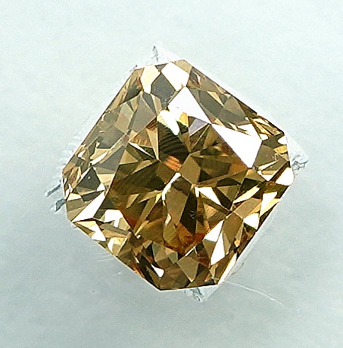 1 pcs Diamant  (Naturfarvet)  - 0.36 ct - Fancy Orange nuance Gul - VS1 - International Gemological Institute (IGI)