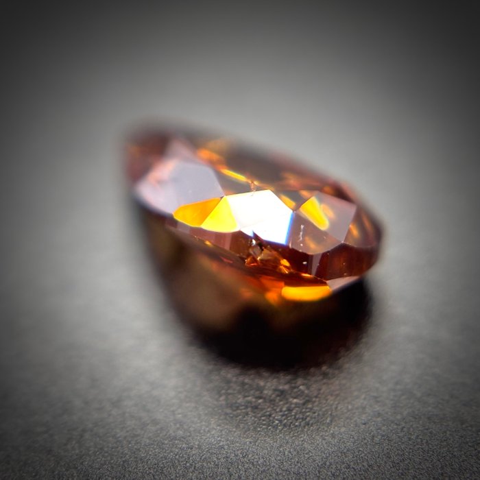 1 pcs Diamant  (Naturfarvet)  - 0.71 ct - Pære - Fancy deep Brun, Gullig Orange - I1 - Antwerp Laboratory for Gemstone Testing (ALGT)