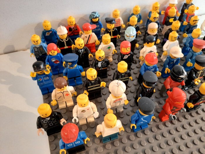 Lego - 53 Unieke minifiguren