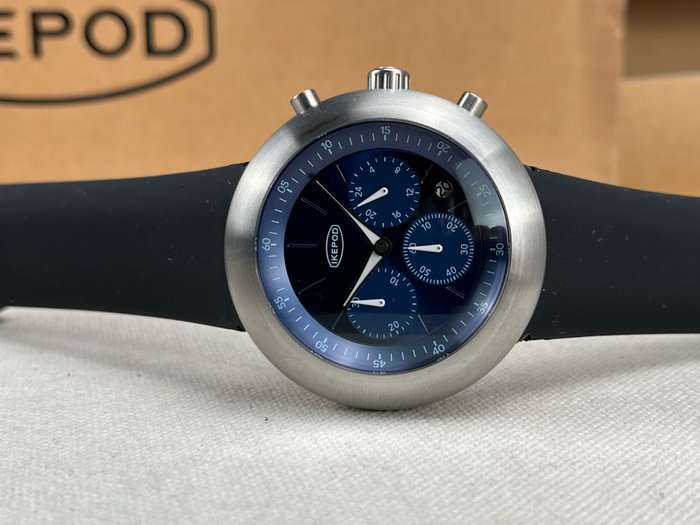 Ikepod - Chronopod Chronograph Date - Ingen mindstepris - C006-IS-LB - Mænd - 2011-nu