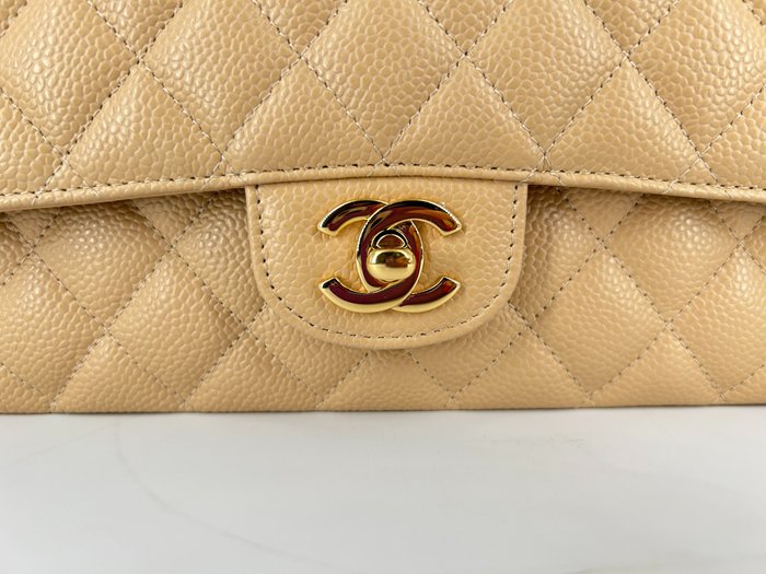 Chanel - Timeless Classic Flap Medium - Håndtaske