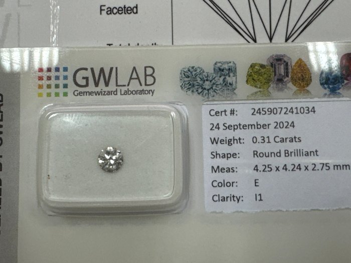 Ingen mindstepris - 1 pcs Diamant  (Natur)  - 0.31 ct - Rund - E - I1 - Gemewizard Gemological Laboratory (GWLab)