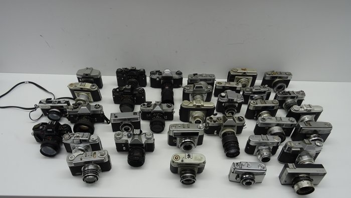 Fujica, Kodak, Konica, Praktica, Ricoh, Voigtländer, Yashica, Zenit, Dacora, Pentax, Revue Mystery lot Analogt kamera