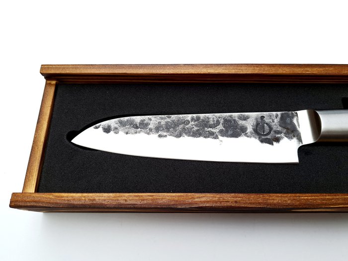 Santoku Knife - Hammered and Forged - 440C Japanese Stainless Steel - Olive Wood - Køkkenkniv - Rustfrit stål - Japan