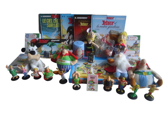 McDonalds, Panini, Playmobil Ravensburger et Les Editions Albert René - Legetøj Collection Iconique - Astérix et Obélix - 30 Divers Objets - 1980-1990 - Frankrig