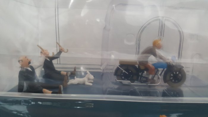 Moulinsart - Tintin - Voiture 1/24 - La moto de Tintin - Le Sceptre d'Ottokar