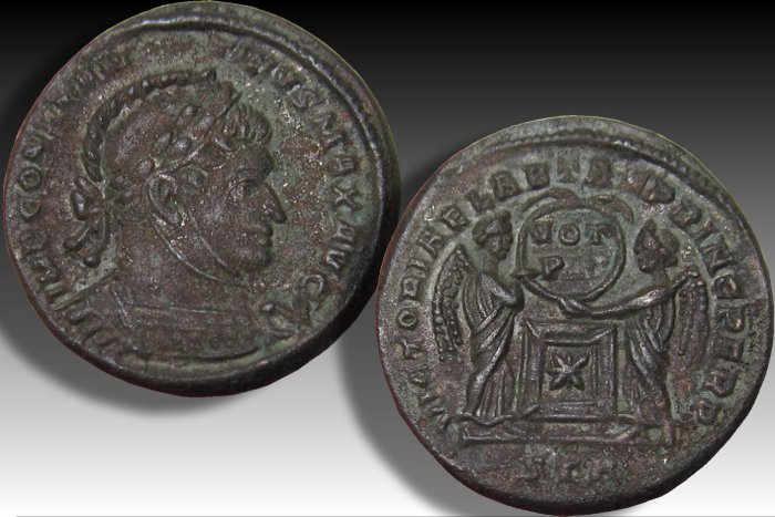 Romarriket Constantine I (AD 306-337) Follis Lyon mint circa 319 AD - mintmark STR - VICTORIAE LAETAE PRINC PERP star in altar -