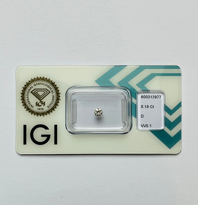 Ingen mindstepris - 1 pcs Diamant  (Natur)  - 0.18 ct - Rund - D (farveløs) - VVS1 - International Gemological Institute (IGI)