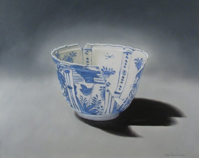 Jan Teunissen - Broken Chinese Kraak 'crows' bowl with bird decor