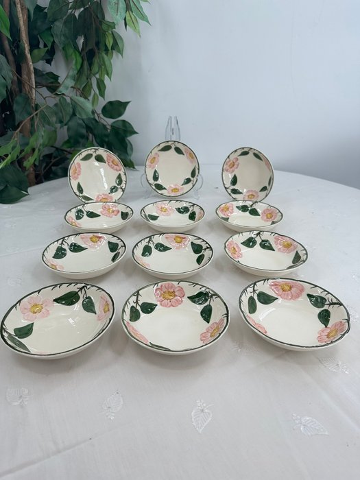 Villeroy  Boch Wild Rose 12-teilige handbemalte Schalen-Sammlung - Fad (12) - Porcelæn