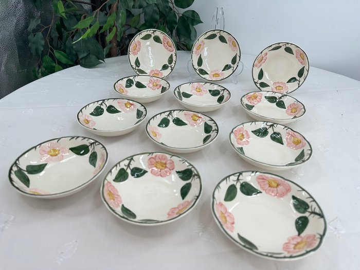 Villeroy  Boch Wild Rose 12-teilige handbemalte Schalen-Sammlung - Fad (12) - Porcelæn