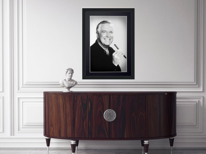 George Peppard - Fine Art Photography - Luxury Wooden Framed 70X50 cm - Limited Edition Nr 01 of 30 - Serial ID 16832 - Original Certificate (COA), Hologram Logo Editor and QR Code - 100% New items.