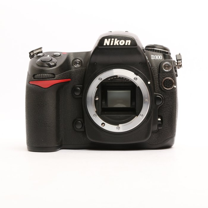 Nikon D300 + Nikon 18-55mm lens Digitalt refleks kamera (DSLR)