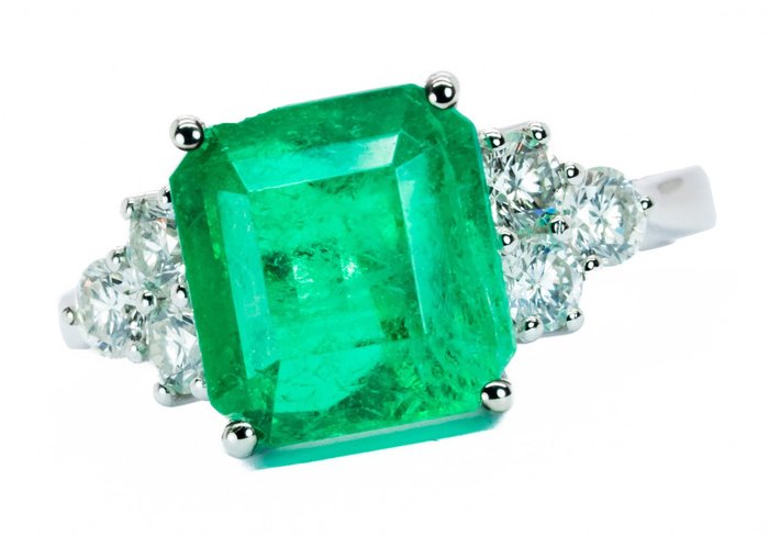 Ring - 18 kraat Hvidguld, Vivid Green (Colombia) -  4.10ct. tw. Smaragd - Diamant - 0,67 ct - SI