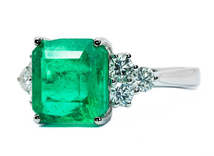 Ring - 18 kraat Hvidguld, Vivid Green (Colombia) -  4.10ct. tw. Smaragd - Diamant - 0,67 ct - SI