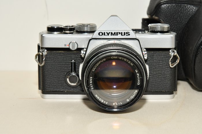 Olympus OM1 + Olympus Zuiko 50MM F14 Analogt kamera