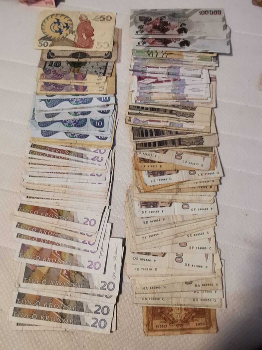 Italien, Sverige, Verden. - 132 banknotes (78 Italy and 54 Sweden) - various dates  (Ingen mindstepris)