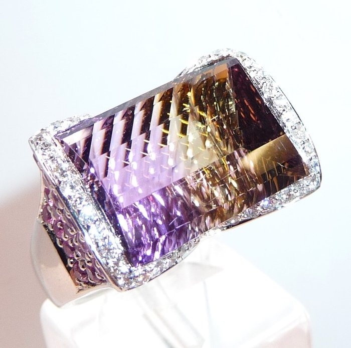 Ring - 18 kraat Hvidguld -  13.00ct. tw. Diamant (Natur)  - Ametrin - + Pink Sapphire Størrelse 55