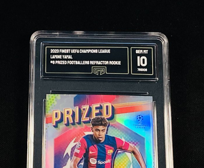 2023 - Topps - Finest UEFA Champions League - Lamine Yamal - #8 Rookie Card - Prized Refractor - 1 Graded card - GMA 10