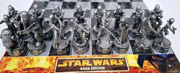 Lucasfilm Ltd.  TM.  Sega - Skaksæt - Star Wars Colectors Edicion Individually Numbered 005539A - Harpiks