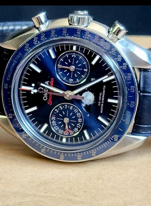 Omega - Speedmaster Moon Phase - 304.33.44.52.03.001 - Mænd - 2020+